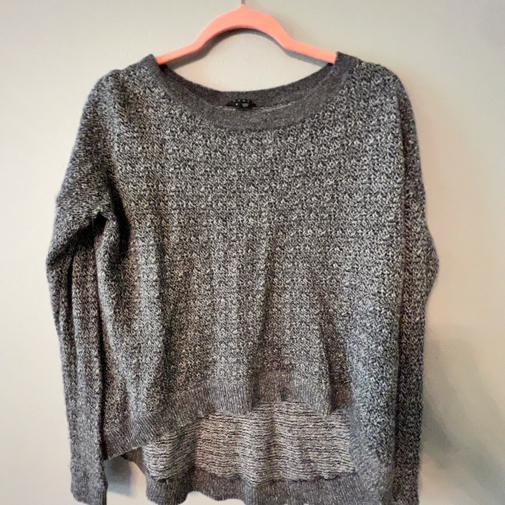 Crop top sweater
